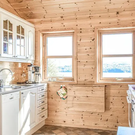 Дом отдыха In Os With House Sea View *