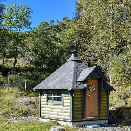 Holiday home Front In Os With Wifi