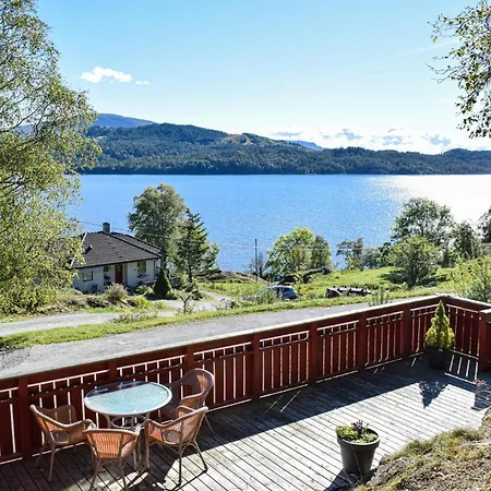 Holiday home Front In Os With Wifi