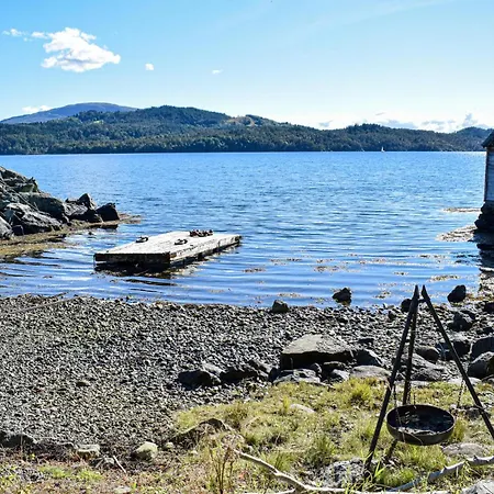 Front In Os With Wifi Holiday home Loynningdal